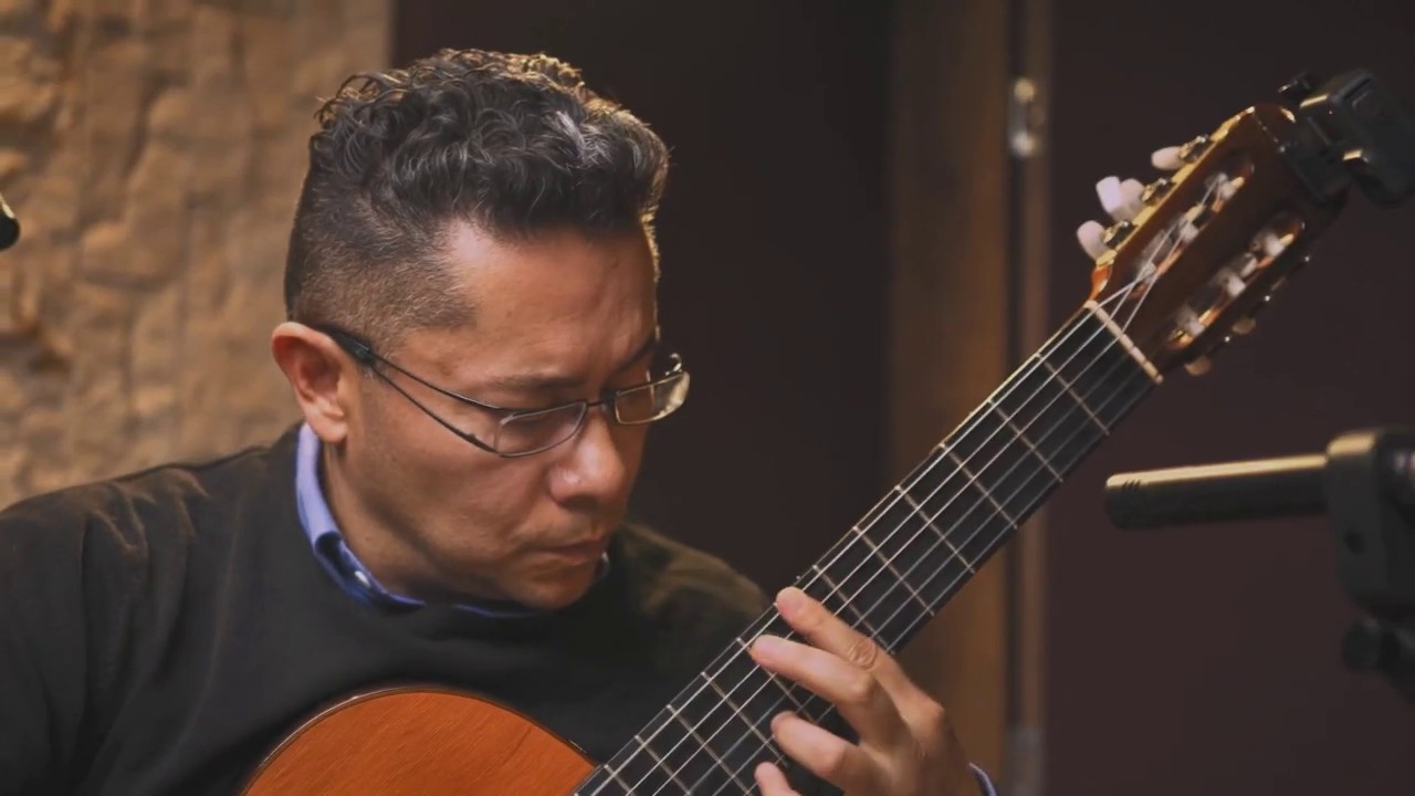 Recital de Música Ecuatoriana para Guitarra del Maestro Omar Toral