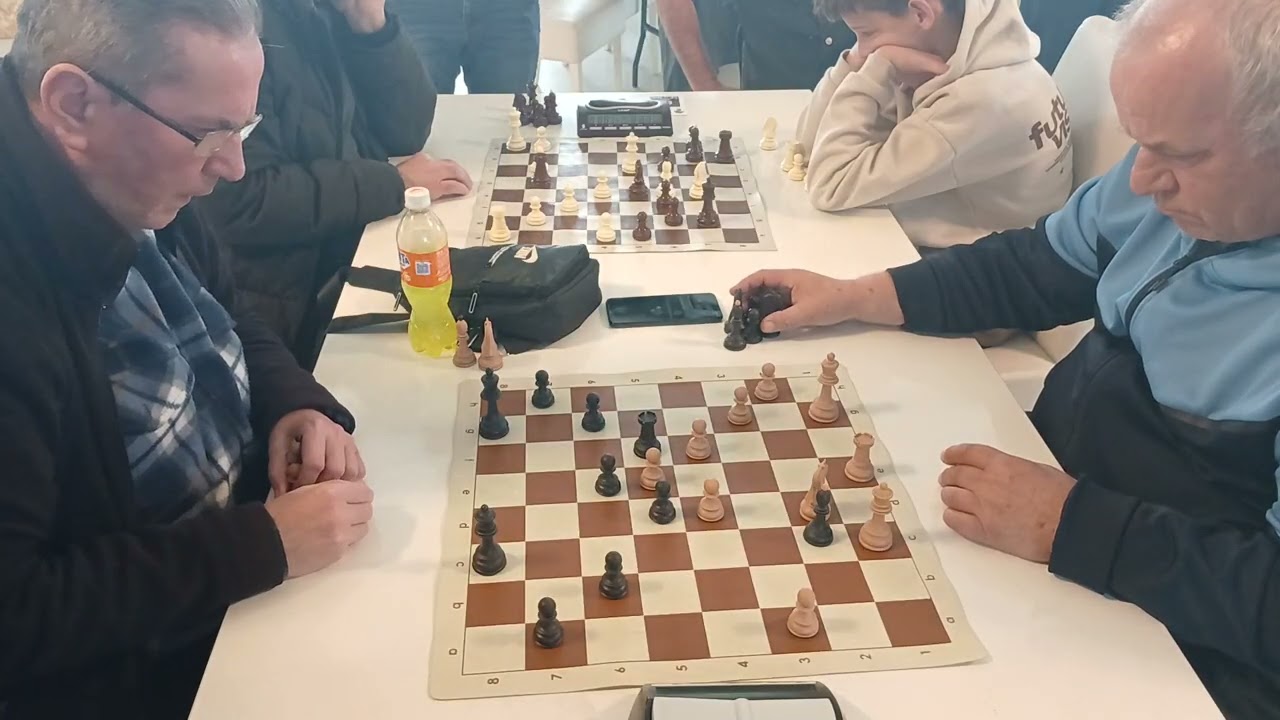 Hrnjica Muhamed(2048) - Ruznic Ramiz(2106) 