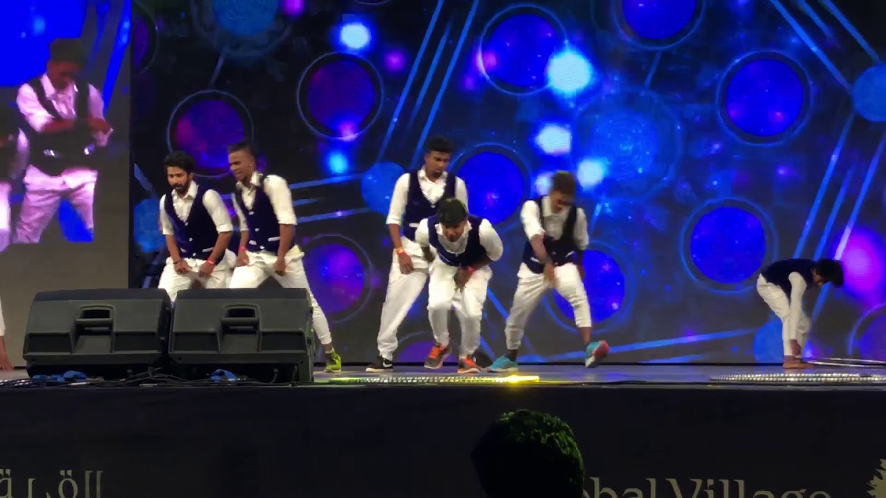 Mohan Lal fan boy : Tribute to our lalettan @ global village
