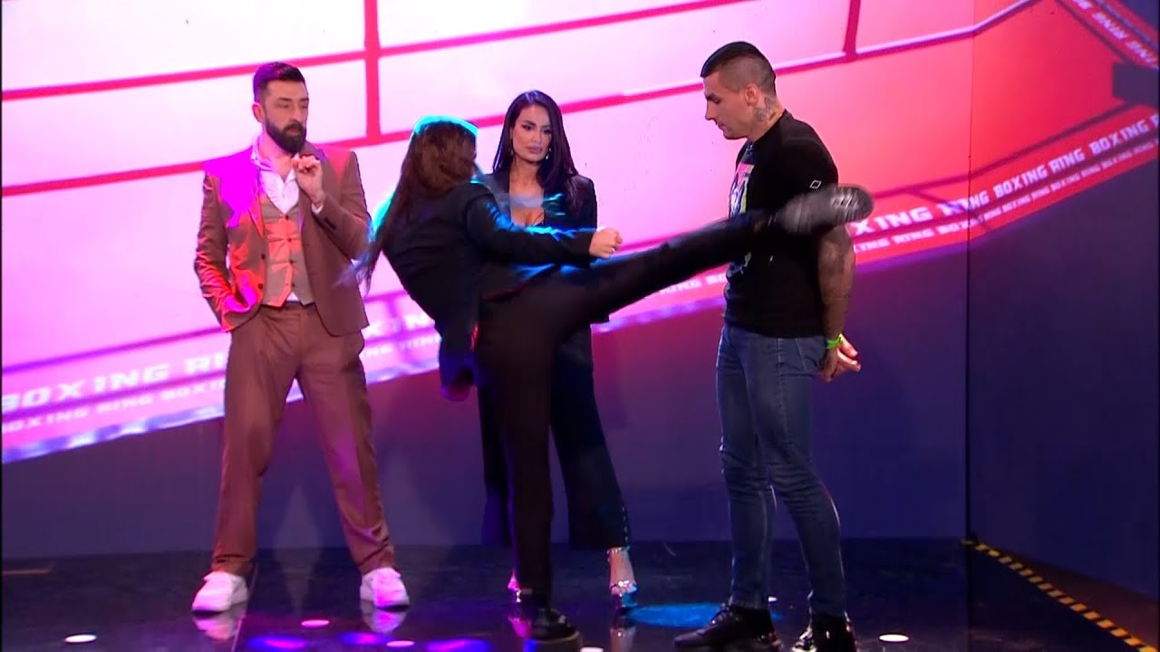 Aleksandar Ilić pokazuje udarce Indy i Marini Visković (Ami G Show S15)