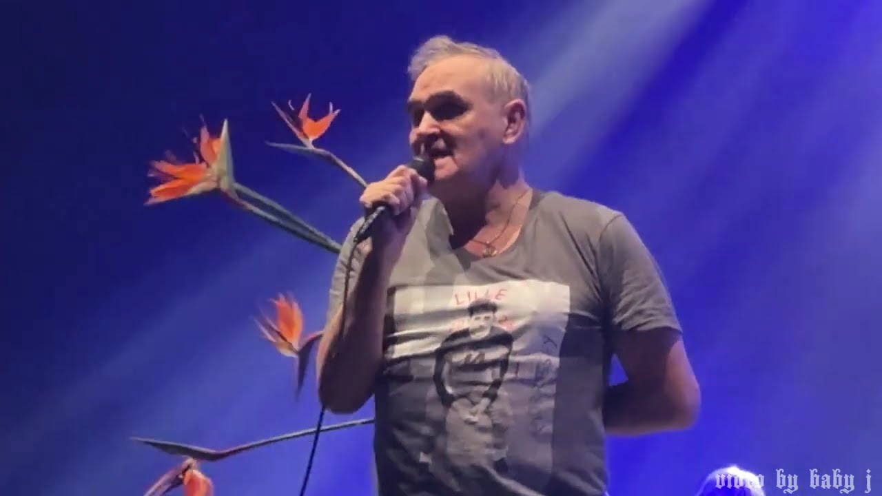 Morrissey-THERE IS A LIGHT THAT NEVER GOES OUT[#TheSmiths]-Live-Zenith-Lille-France-Mar 4, 2026 #Moz