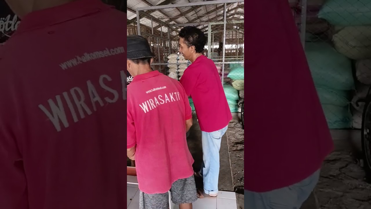 Ki Nurcholis - Gus Kolis Dalam Merakit Meja Belajar Harga Rp. 350.000 , -