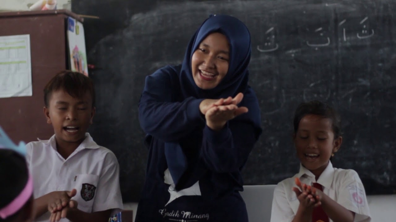 TIM PROGRAM KREATIVITAS MAHASISWA bidang Pengabdian kepada Masyarakat (PKM-M)