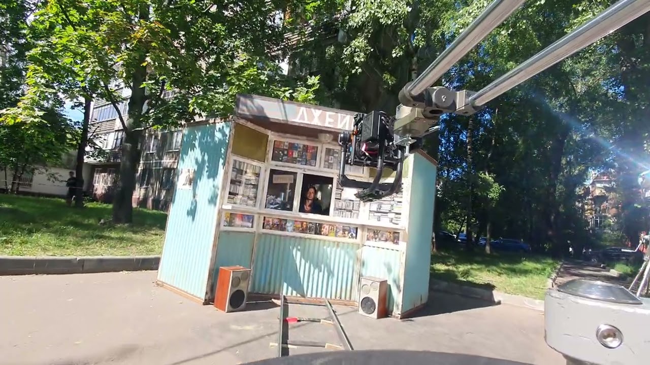 залёт камеры в окно m&ouml;vi на u-bangi