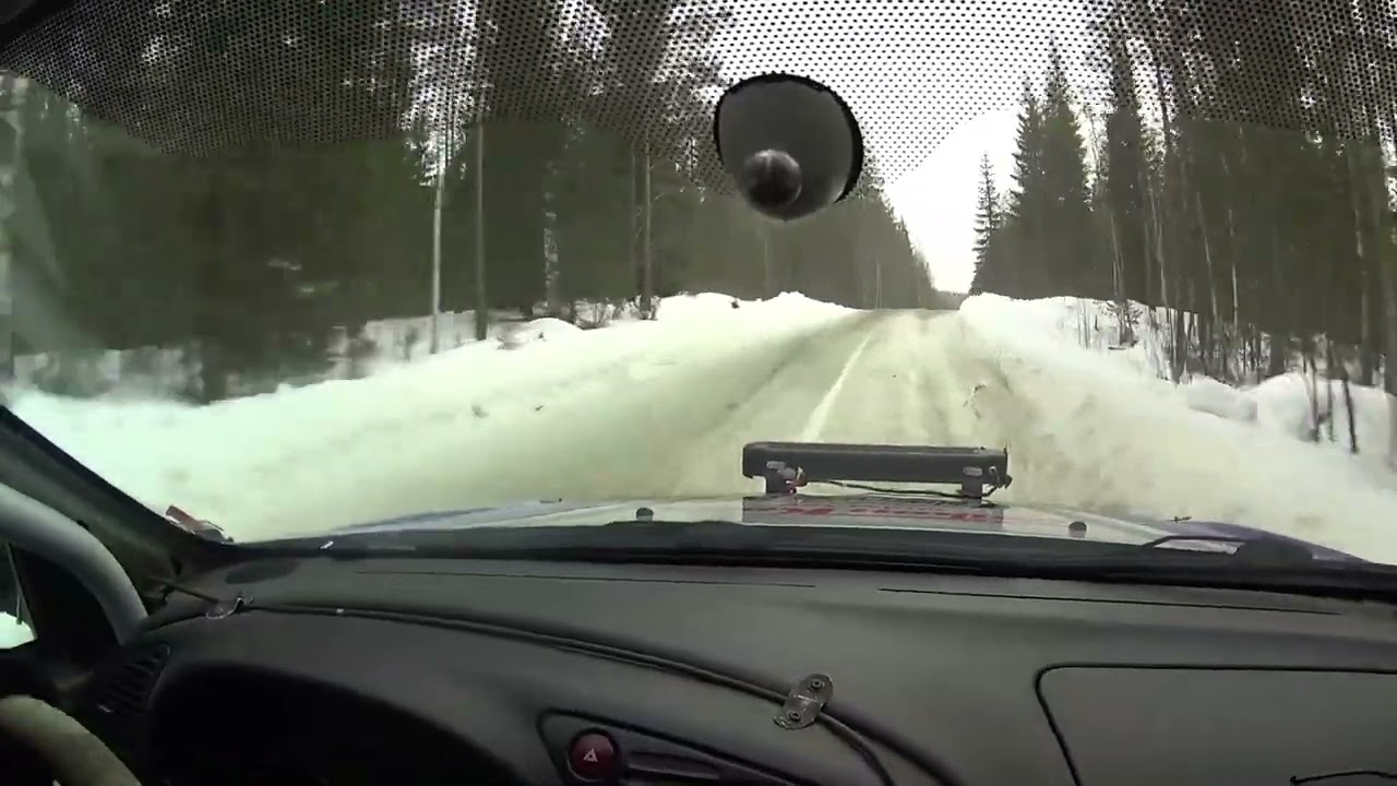 Kuhmo Ralli EK2 #129 - Saatiin ennen lähtöä viestejä lopun hypyistä, tultiin ne varovasti