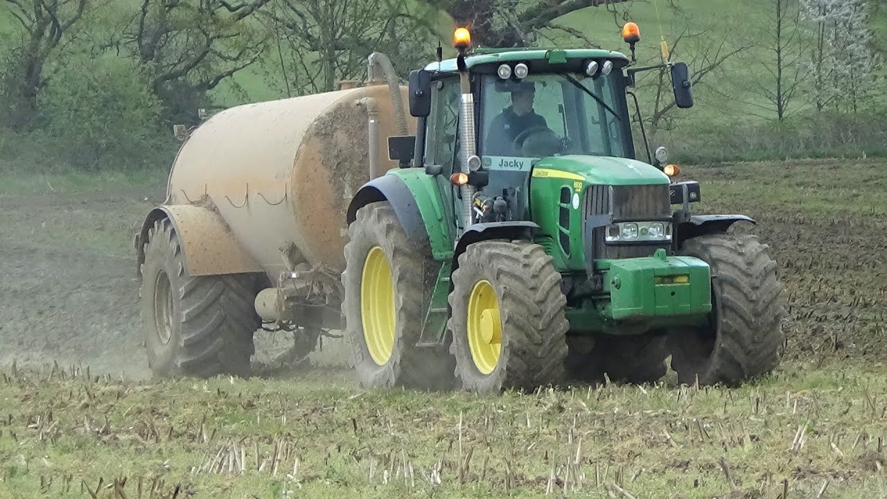 Slurry Tanking with John Deere's 6930 & 6190R - 6930 Premium SOUND!