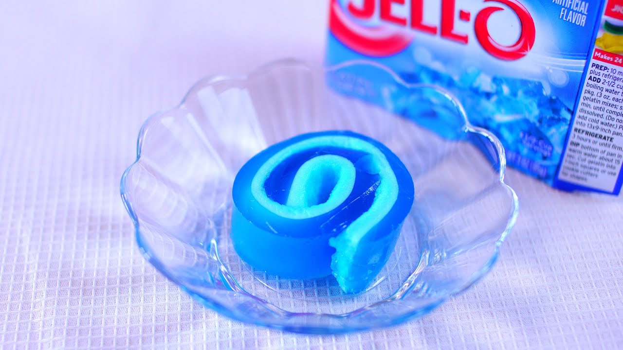 Jello Gelatin Pinwheels or Fruity Roll-Ups くるくるジェロー