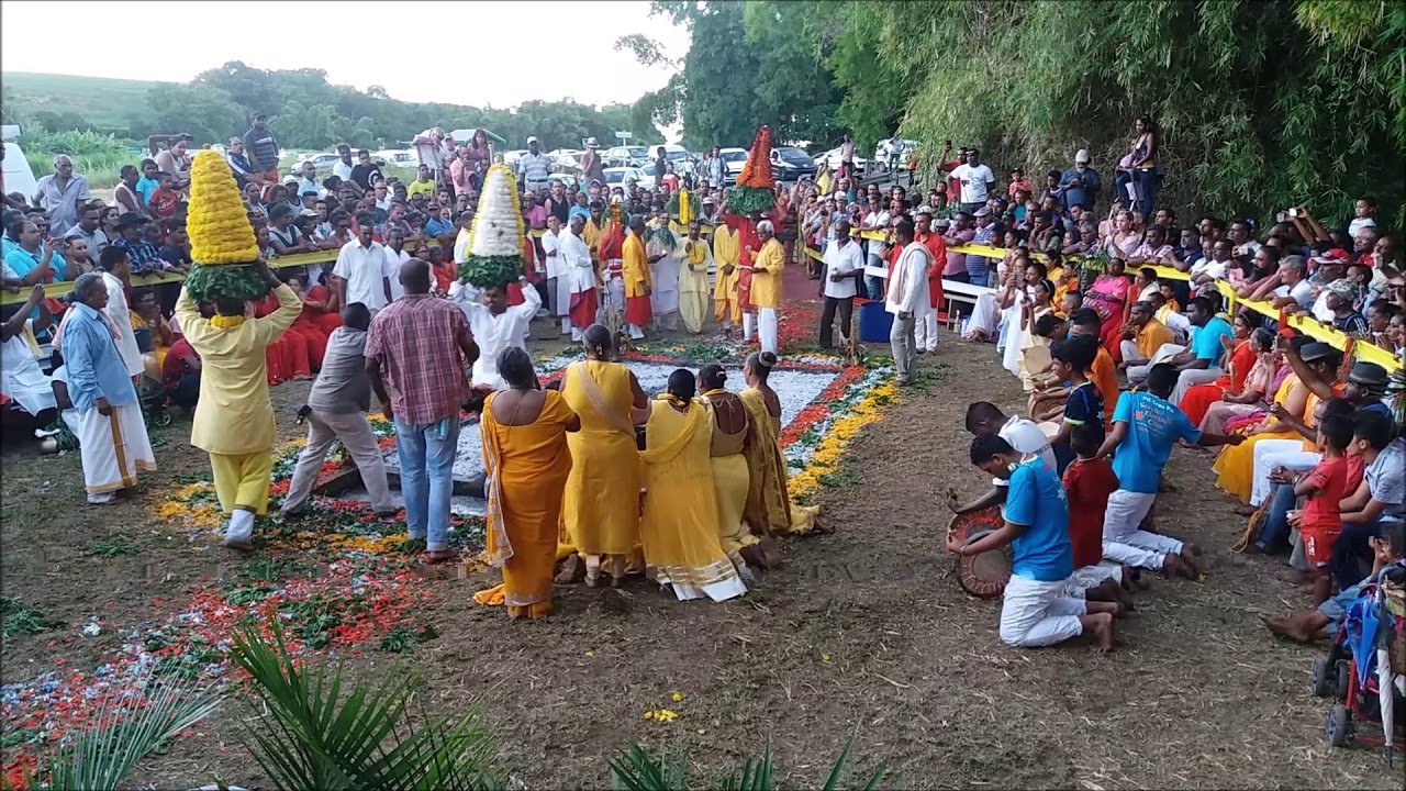 Marche sur le feu Pont-Malheur St Suzanne 2017