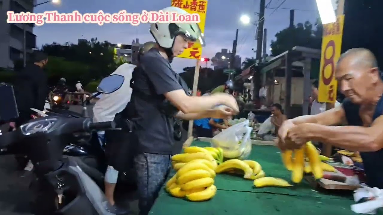 Một góc chợ chiều ở Đài Loan 