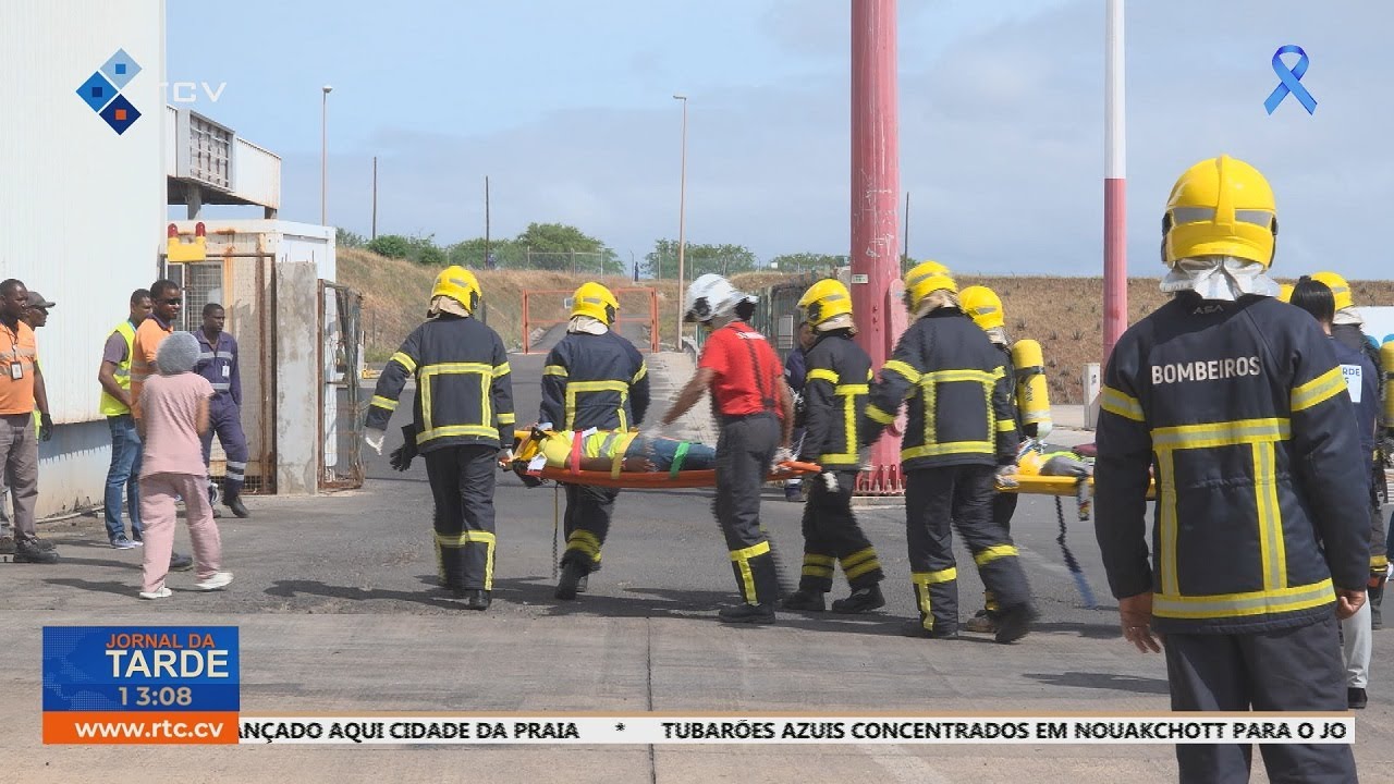 Simulacro de sequestro de aeronave testa capacidade de resposta das autoridades