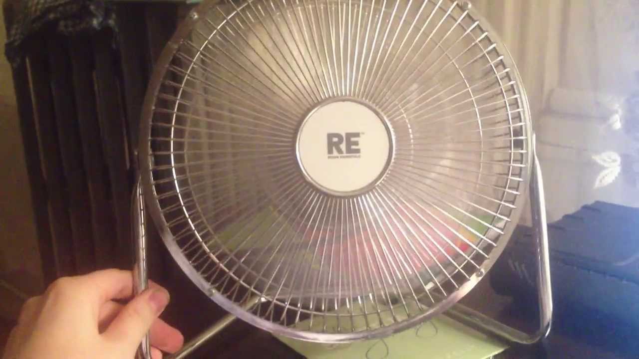 RE Room Essentials desk fan
