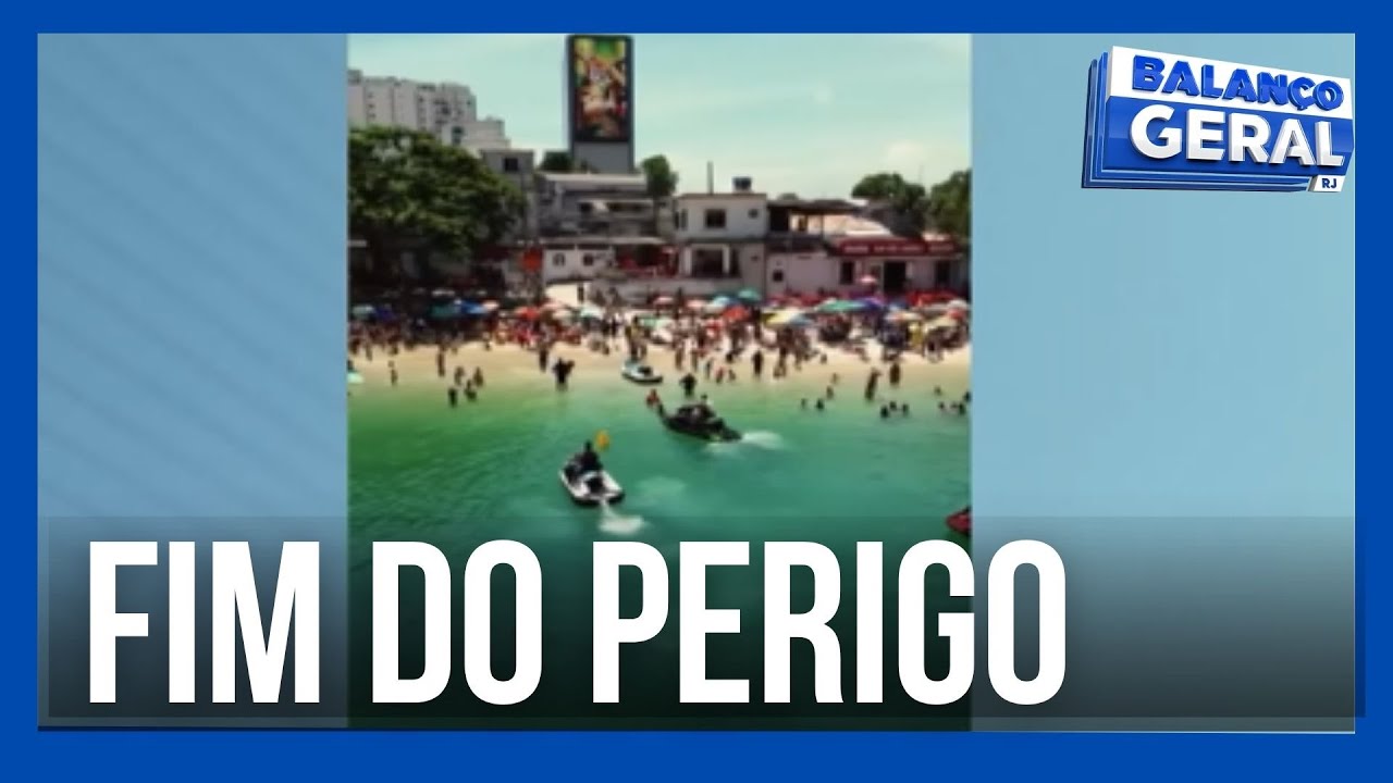 ÁREA SEGURA PARA BANHISTAS E MOTOS AQUÁTICAS NA PRAIA DOS AMORES