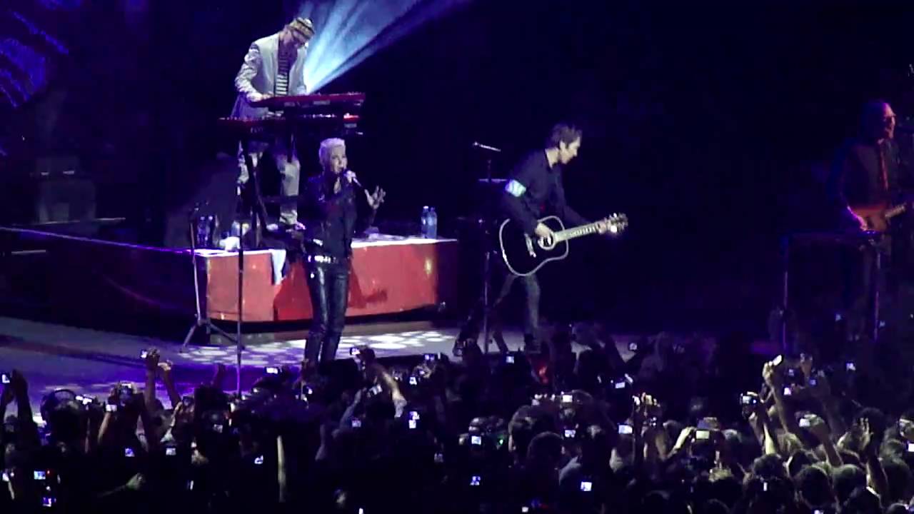 ROXETTE IT MUST HAVE BEEN LOVE - LUNA PARK - BUENOS AIRES ARGENTINA 05-04-2011