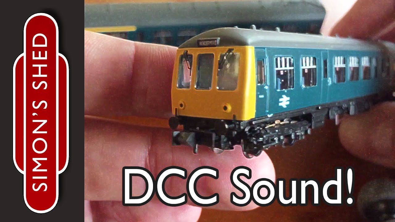 Unboxing the Class 108 DMU by Graham Farish (371-876DS)