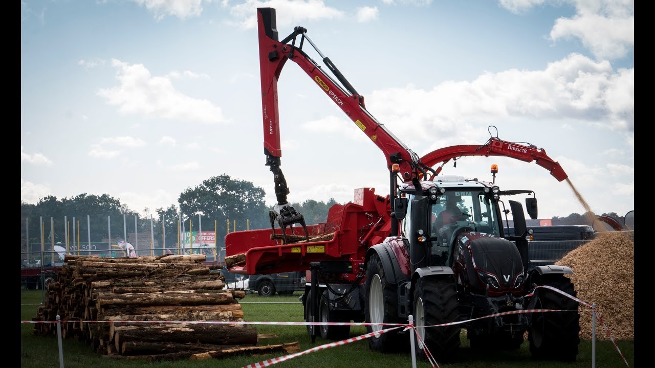 Eschlock - Biber 78 on a Valtra T234 (APF 2018)