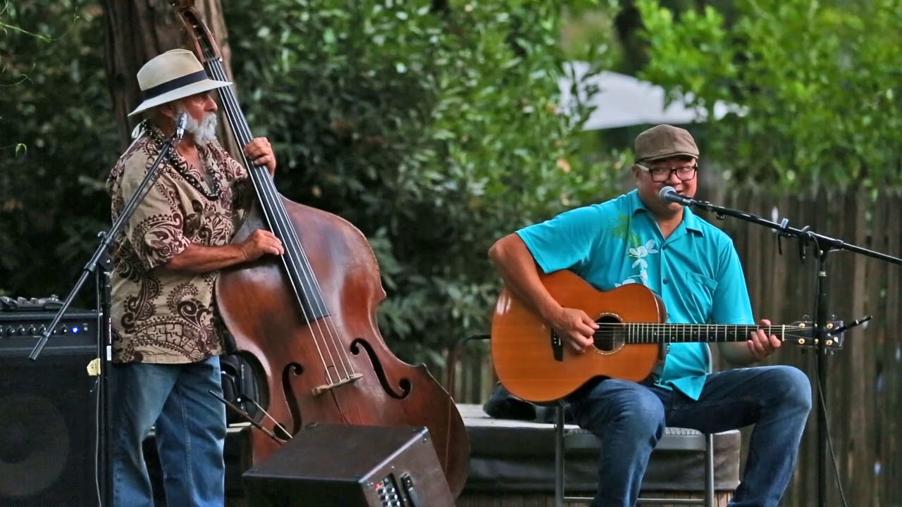 Patrick Landeza plays Let's All Go To California at Robin's Nest House Concert in Davis, CA 2019