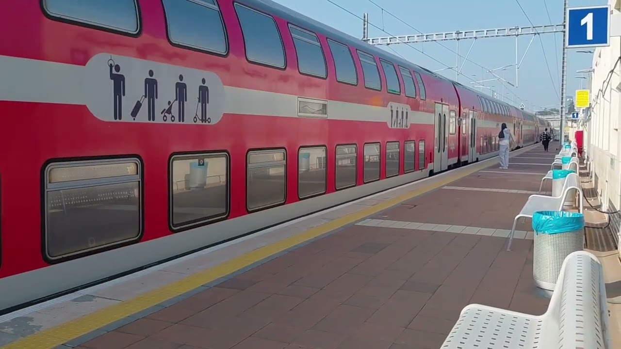 רכבות נכנסות ויצאות בהוד בשרון סוקולוב וברעננה מערב ובכפר סבא ופתח תקווה קריית אריה 
