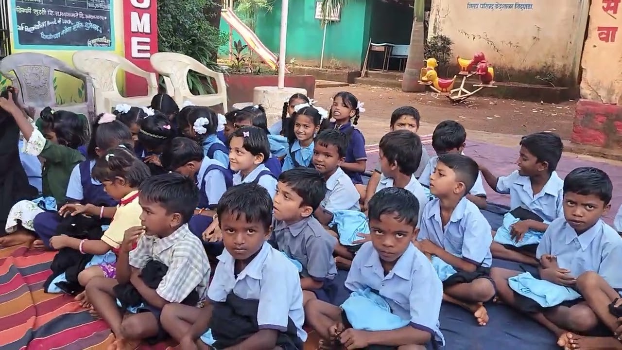 Happy faces after the Distribution