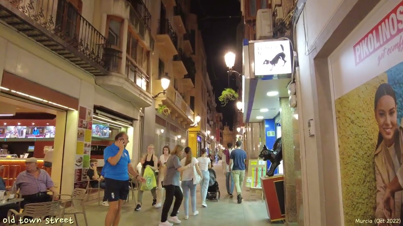 Murcia, Spain (strolling in the evening) (4K)