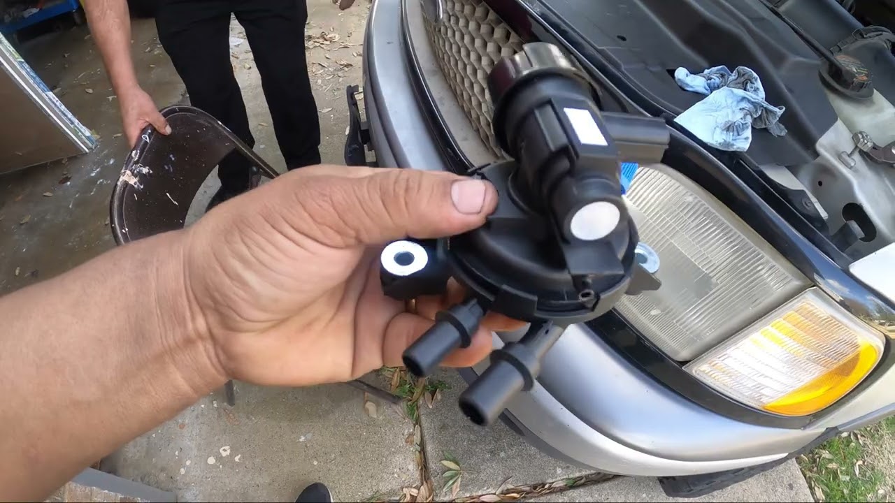 2000 Ford Expedition con codigo p0442 | Remplazo de valvula  de purga del canister