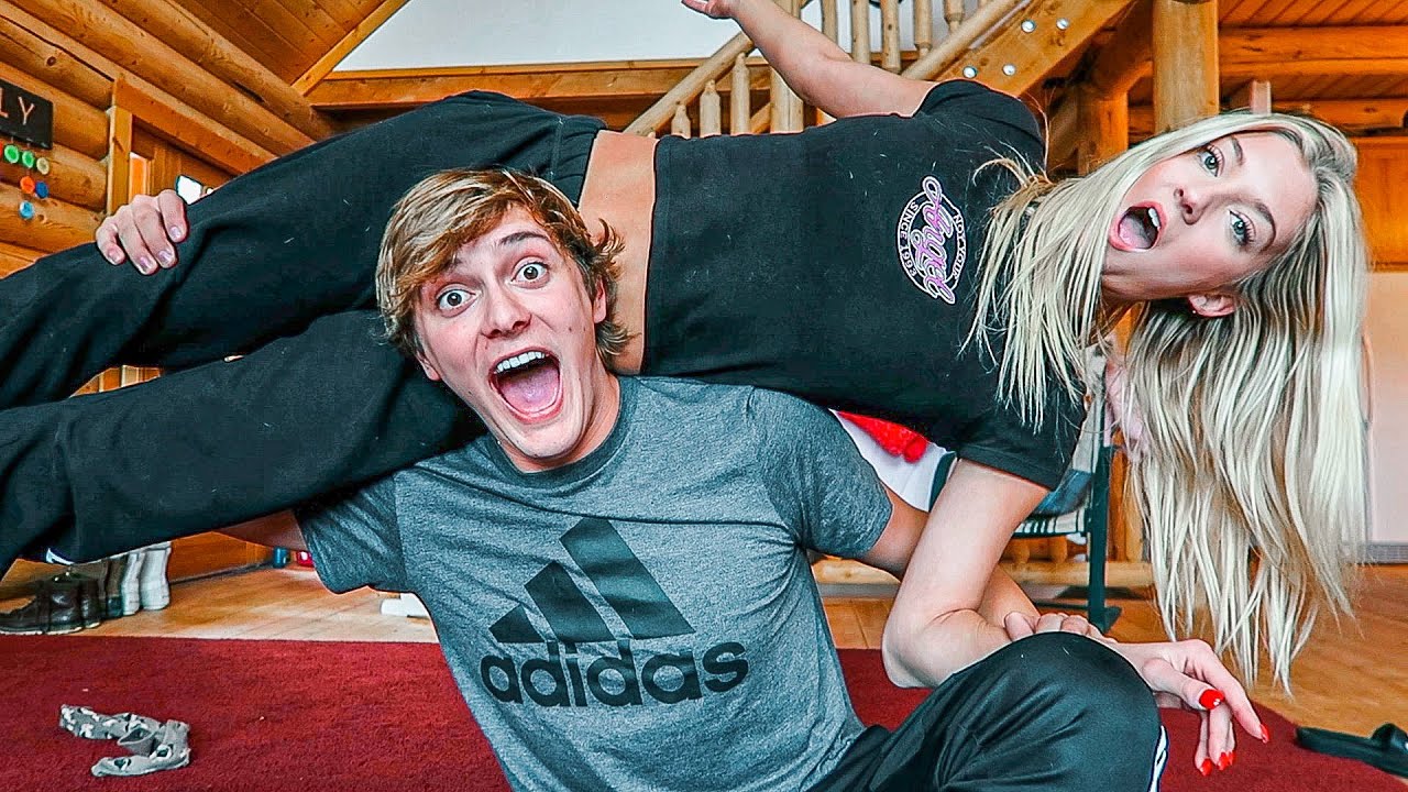 COUPLES YOGA CHALLENGE! *advanced*