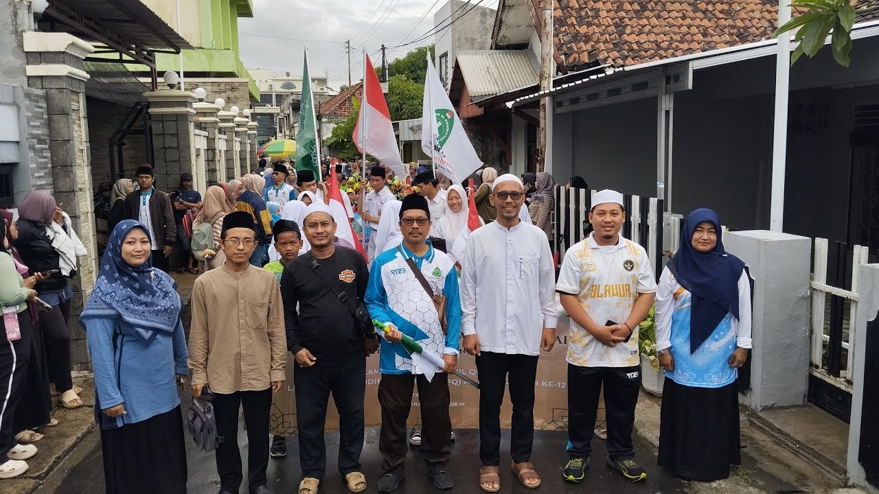 Pawai Menyambut Bulan Suci Ramadhan dan Khotmil TPQ SD Al Khairiyyah di Iringi dengan Marchingband