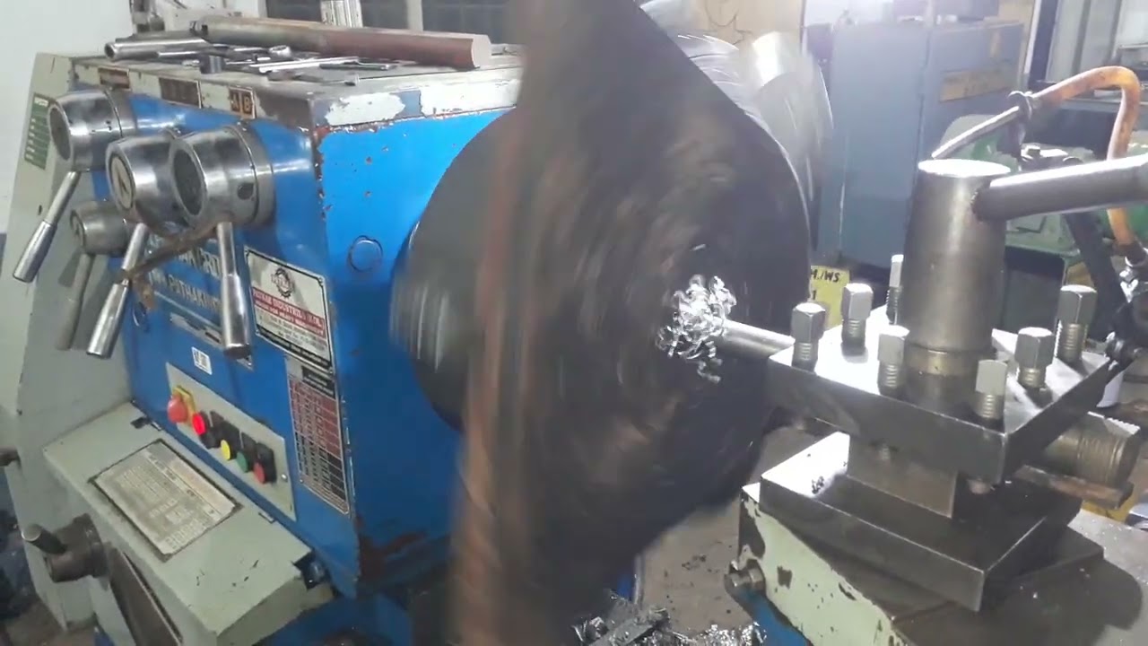 PLATE BORING WORK👍ON LATHE MACHINE💯