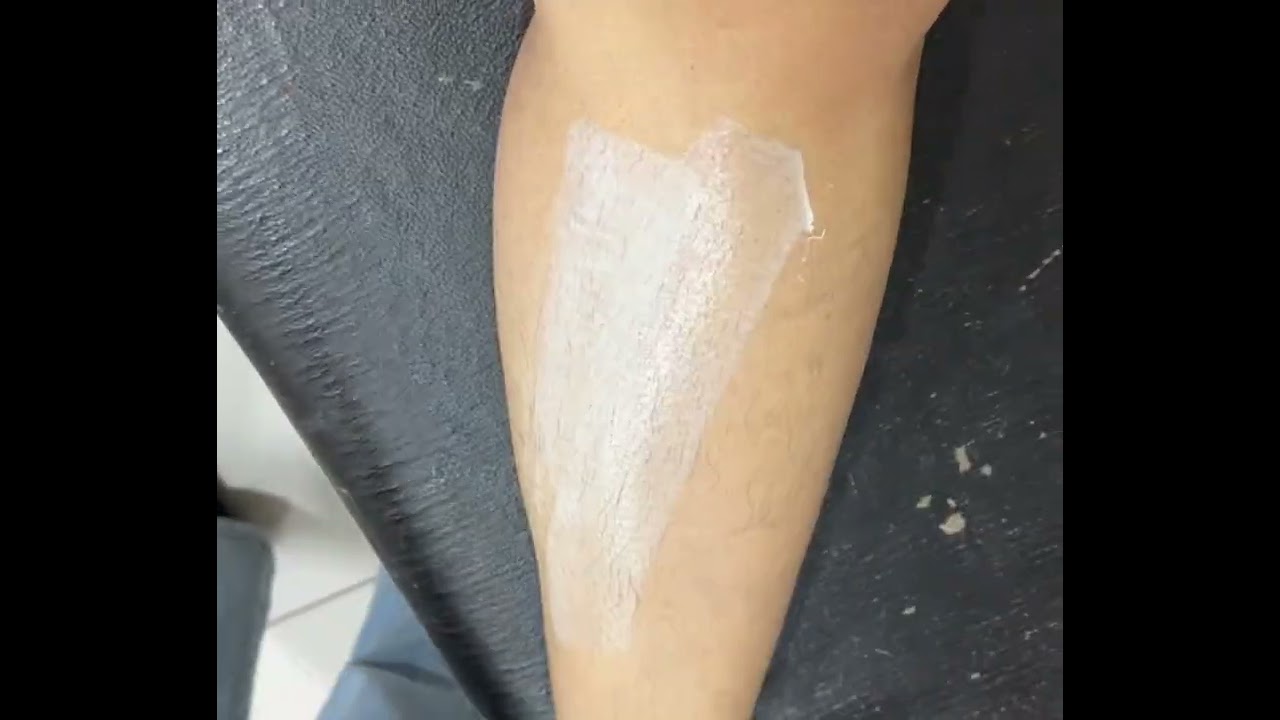 Waxing/ #wax #waxing #ricawax #lipo #eyebrows 