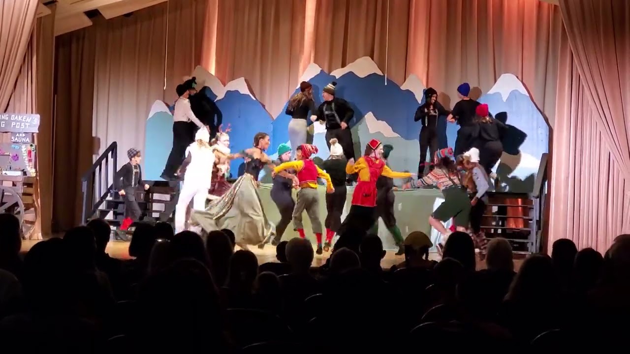 Siena as Oaken singing Hygge