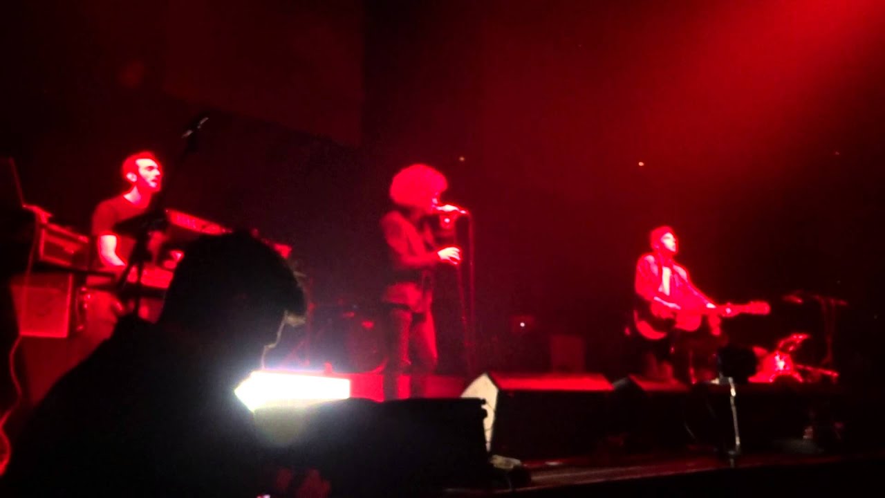 Seafret - Explosion - 26/03/2016 @ London Roundhouse