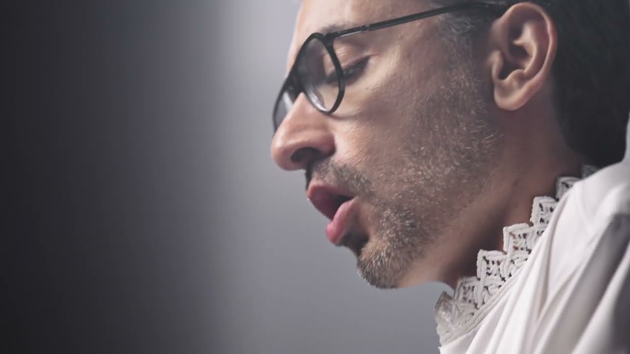 Komitas / Robert Andreasian - Tsirani tsar (Apricot Tree) | Hayk Melikyan