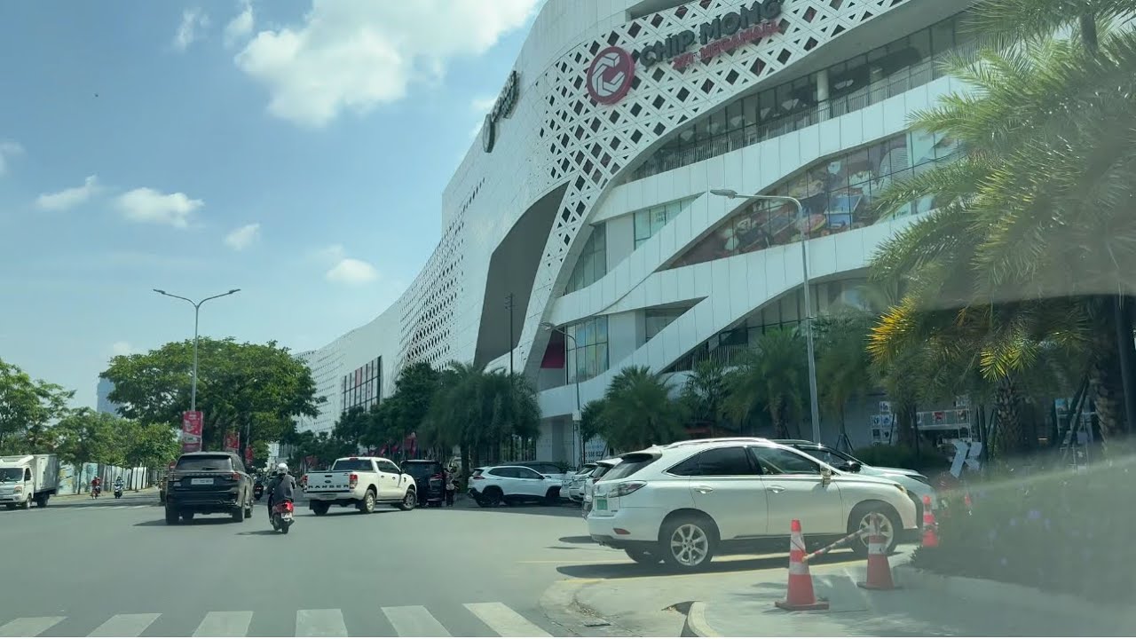 Chip Mong 271 Mega Mall and Makro Supermarket Market in Phnom Penh City, Cambodia