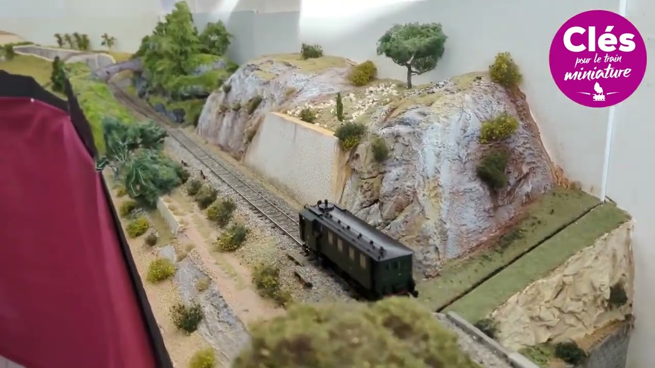 A bord du Kittel sur les modulinos à Neuvic-sur-l'Isle - Clés pour le train miniature n°61