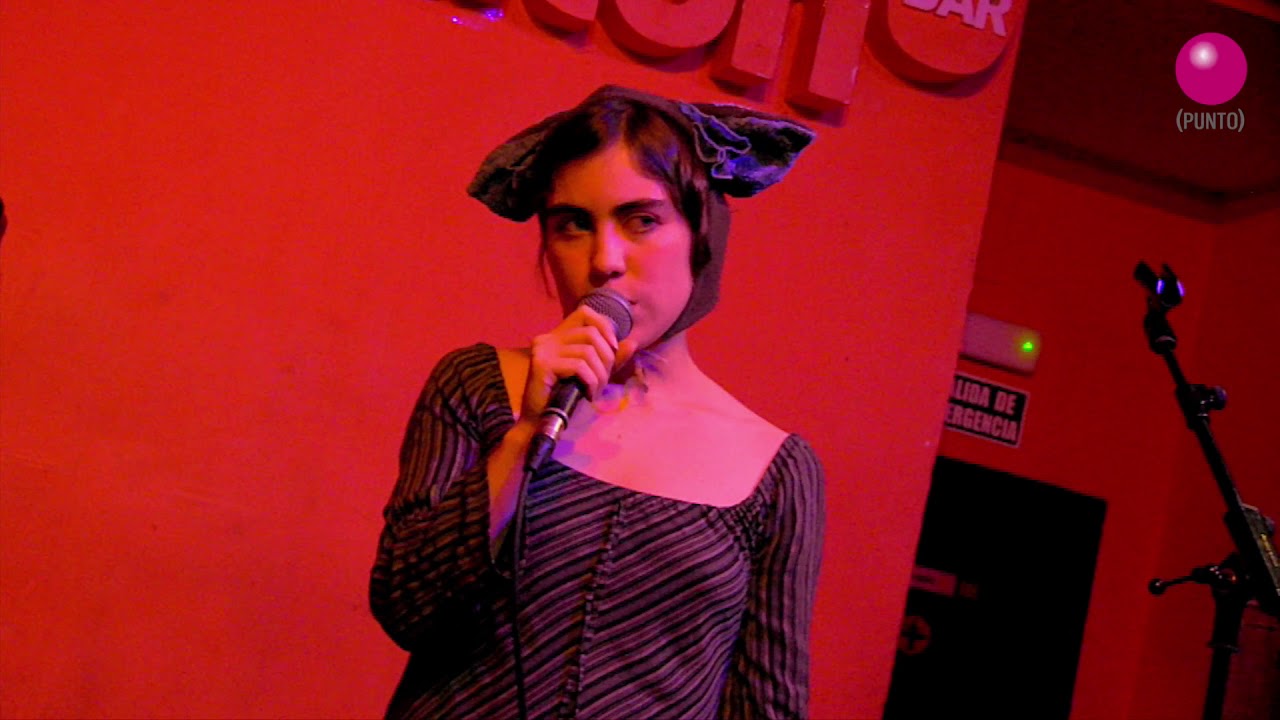 REBE - RAMITO DE VIOLETAS @FotomatónBar 07/03/2020