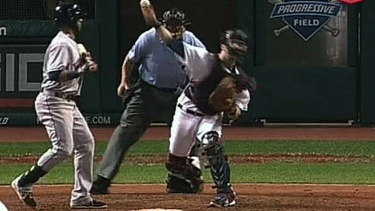 HOU@CLE: Gomes nabs three runners, scores winning run