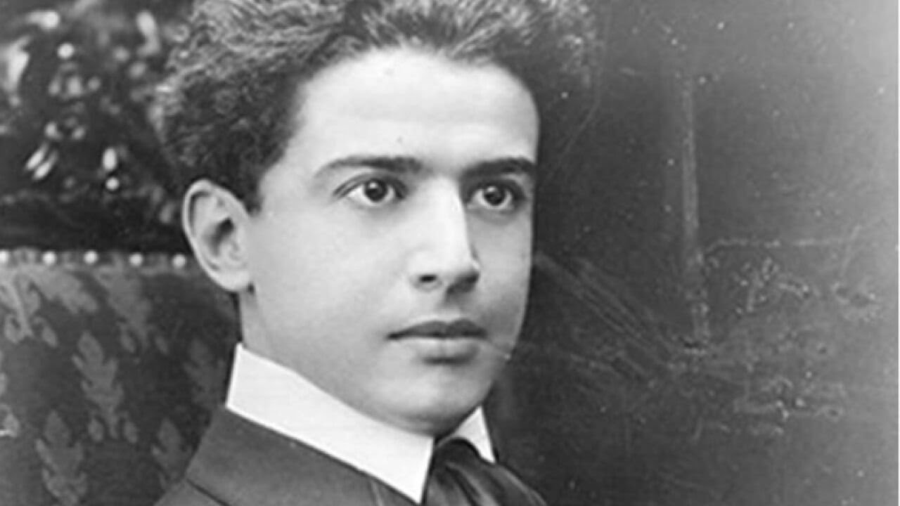Manuel Maria Ponce: 3 Preludes (edited by Andres Segovia) played by Leif Hesselberg
