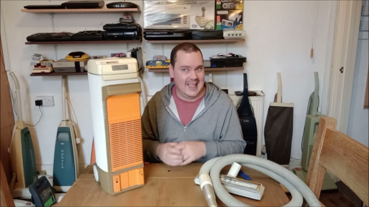 Unboxing / First Look - Vintage 1974 Electrolux Z305 Cylinder Vacuum Cleaner!