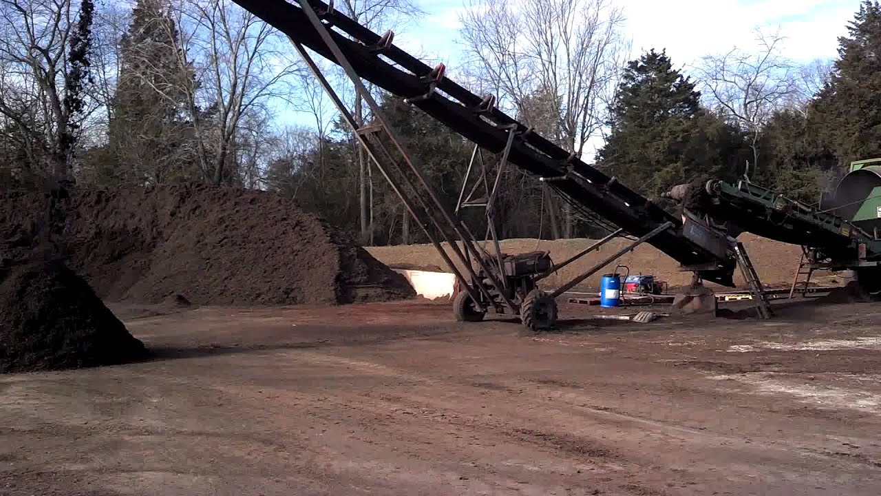 Mulch coloring with a trommel.