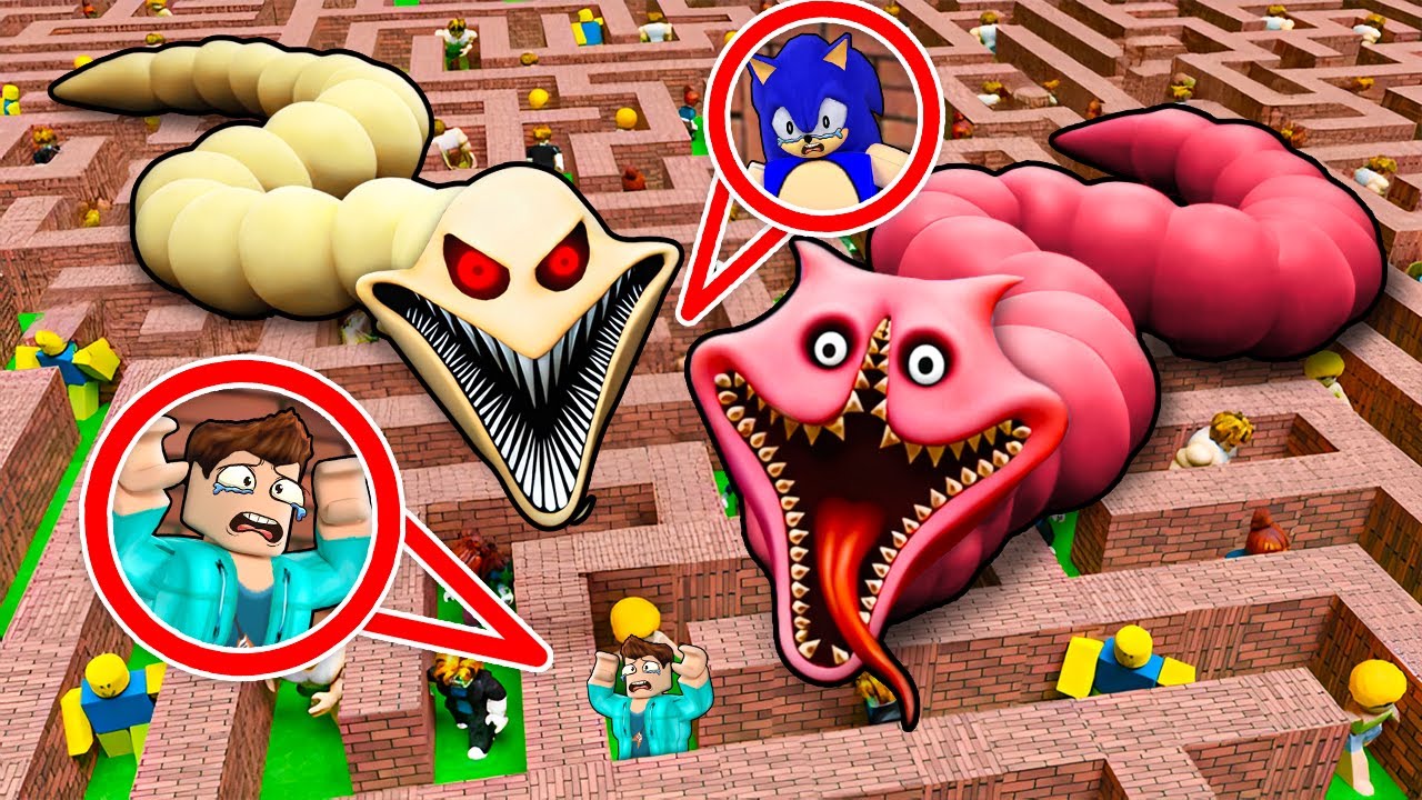 ESCAPE THE 100 PLAYERS HUNGRY WORM MAZE IN ROBLOX !!