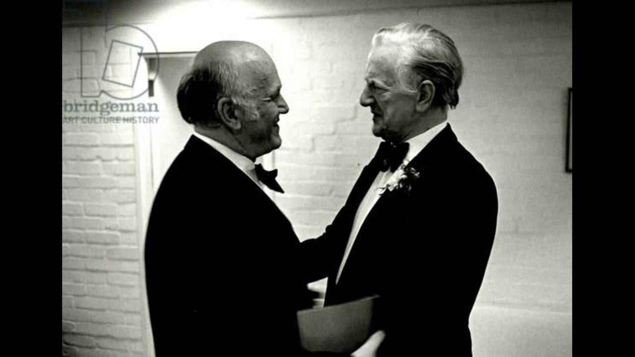 Peter Pears and Sviatoslav Richter perform Britten and Debussy