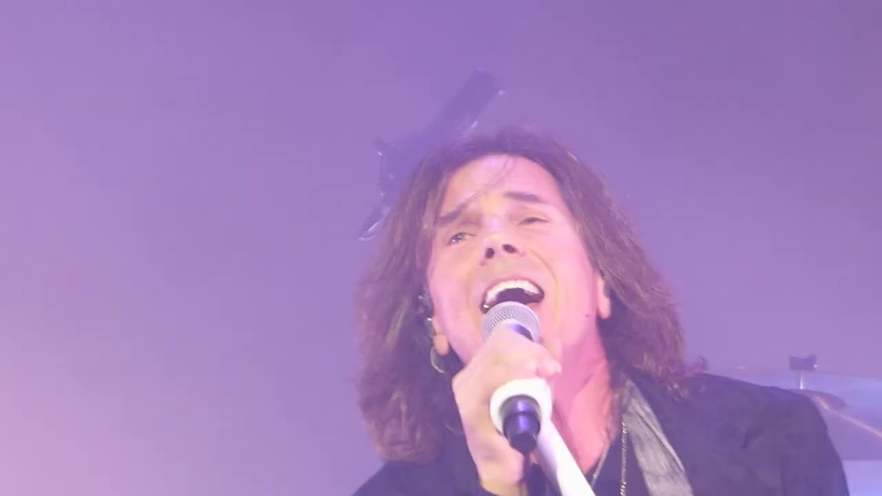 Walk The Earth - Europe Live @ Cirkus 31 October 2023