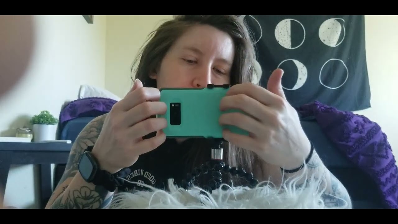 Old Phone ASMR | Crunchy Crispy Camera Attention | tapping & scratching 