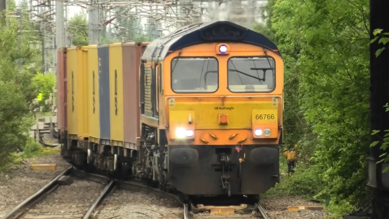Fantastic Busy at Nuneaton Station 14/5/24 on the WCML