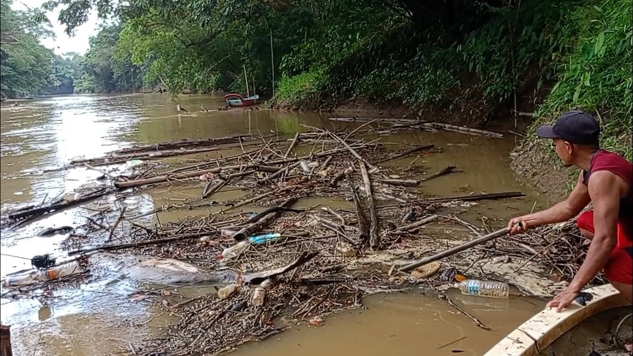 Beginilah Keadaan Sungai Dan Pukat Bila Air Sungai Naik.