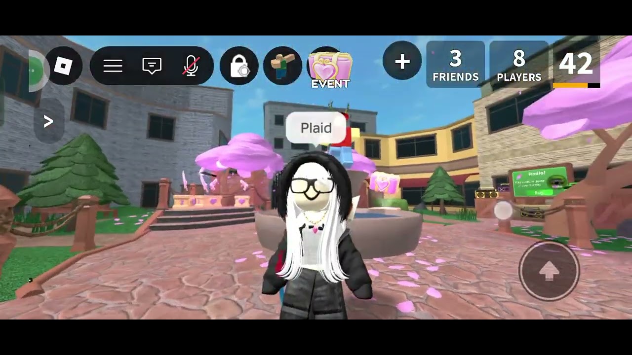 My first vid💔😔 mm2 game play! 