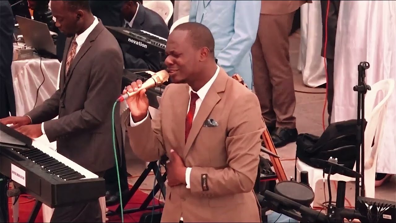 Sweet Worship Session| Kayole Main Altar