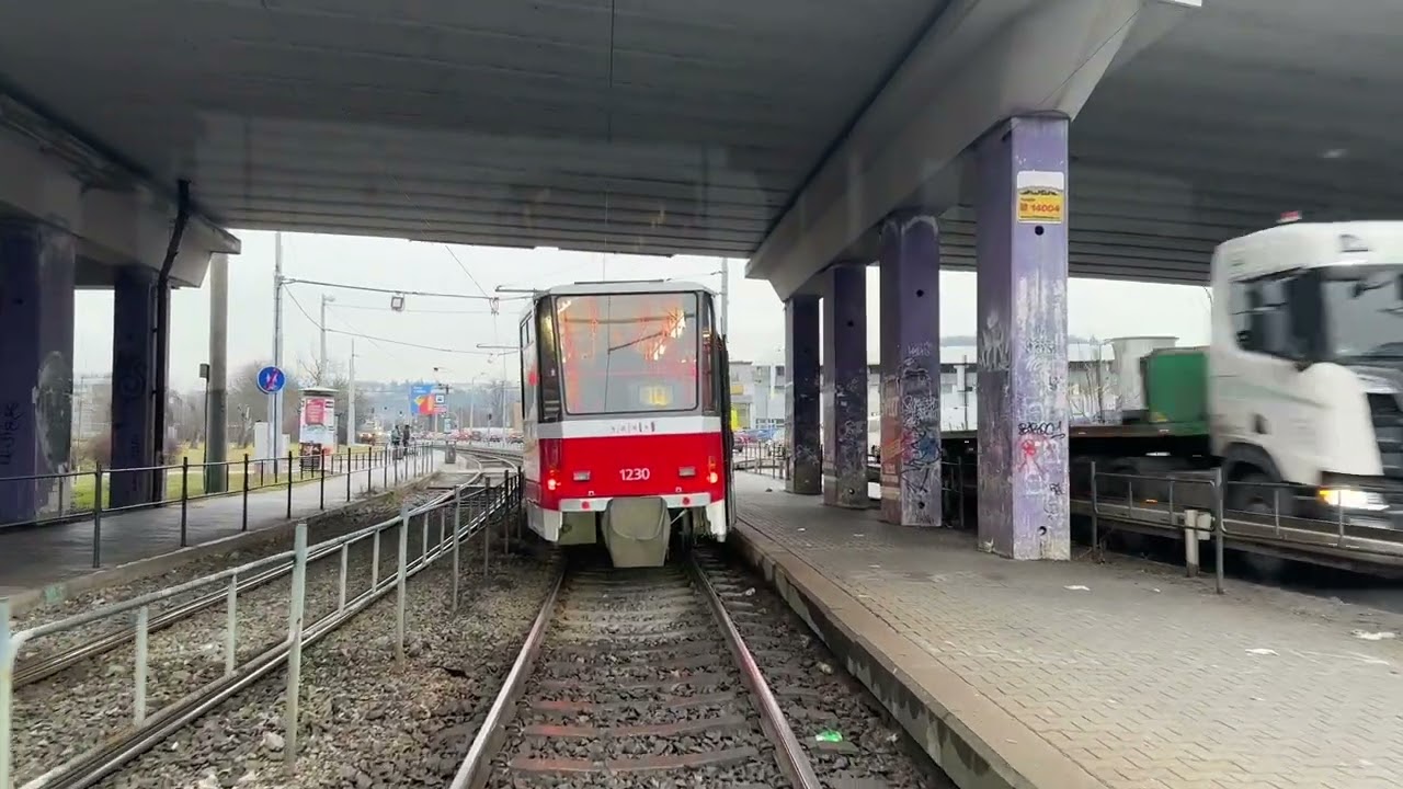 Linka 1 z Bystrc Rakovecká do Hlavní nádraží 