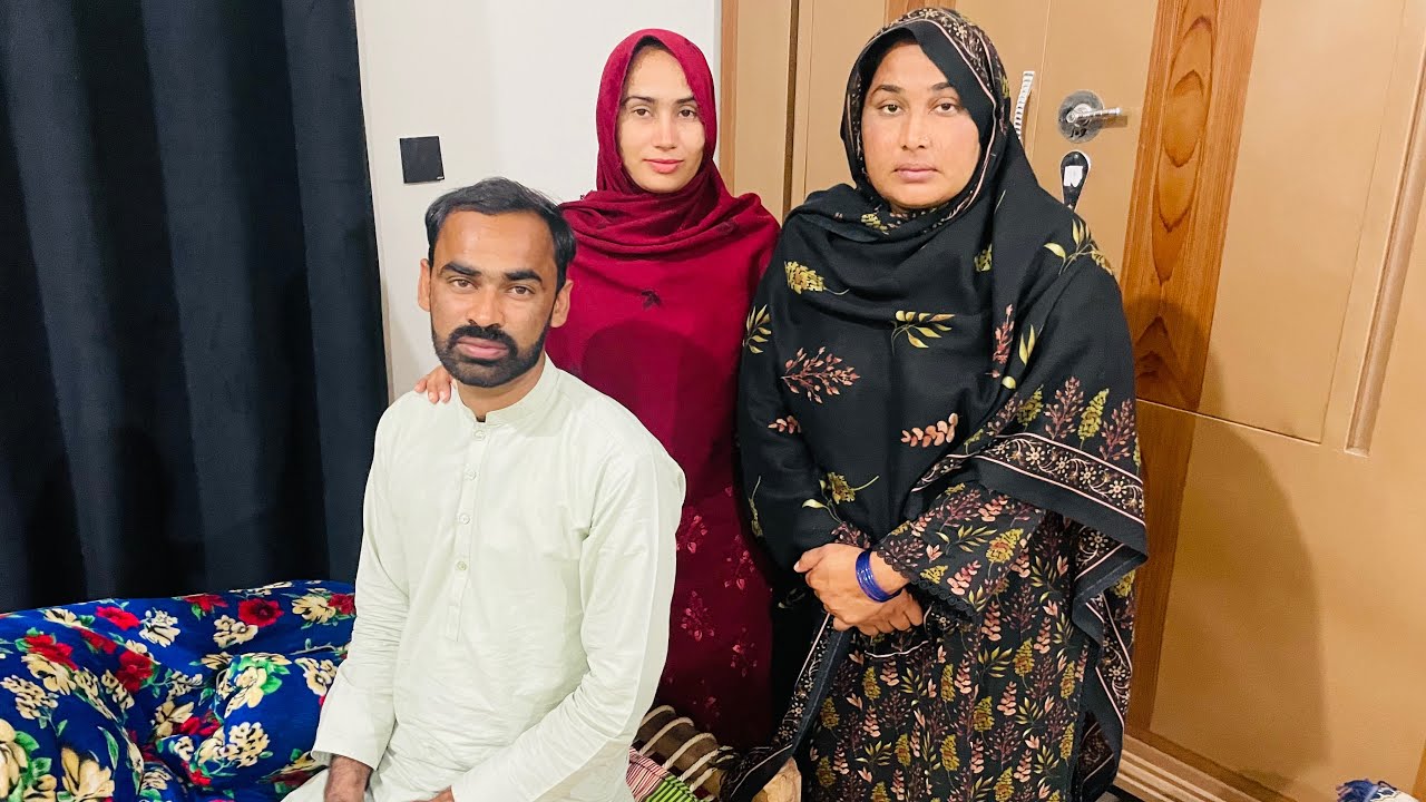 ladayi Kis Baat Pe Ho Gayi