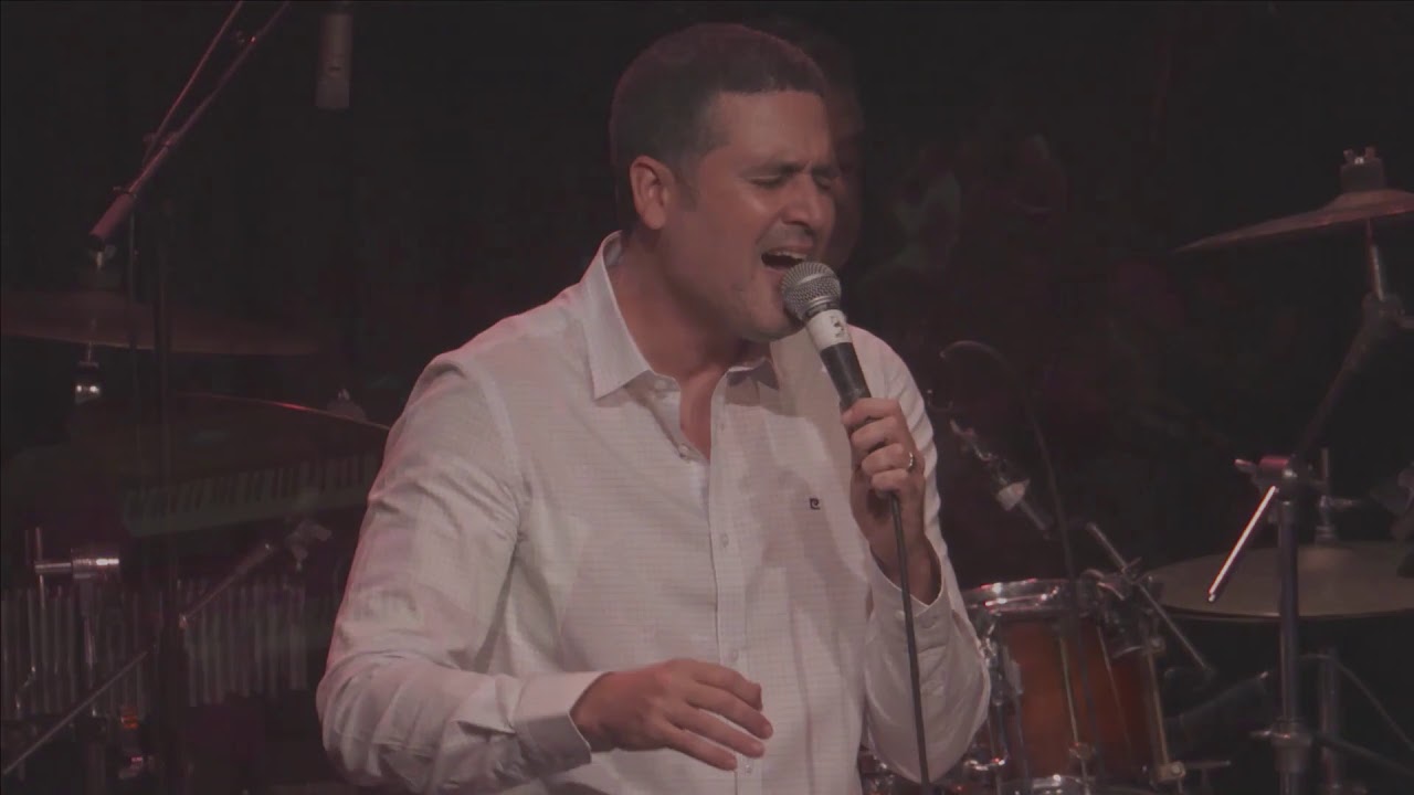 טל סונדק - אגדת דשא (מתוך מופע 