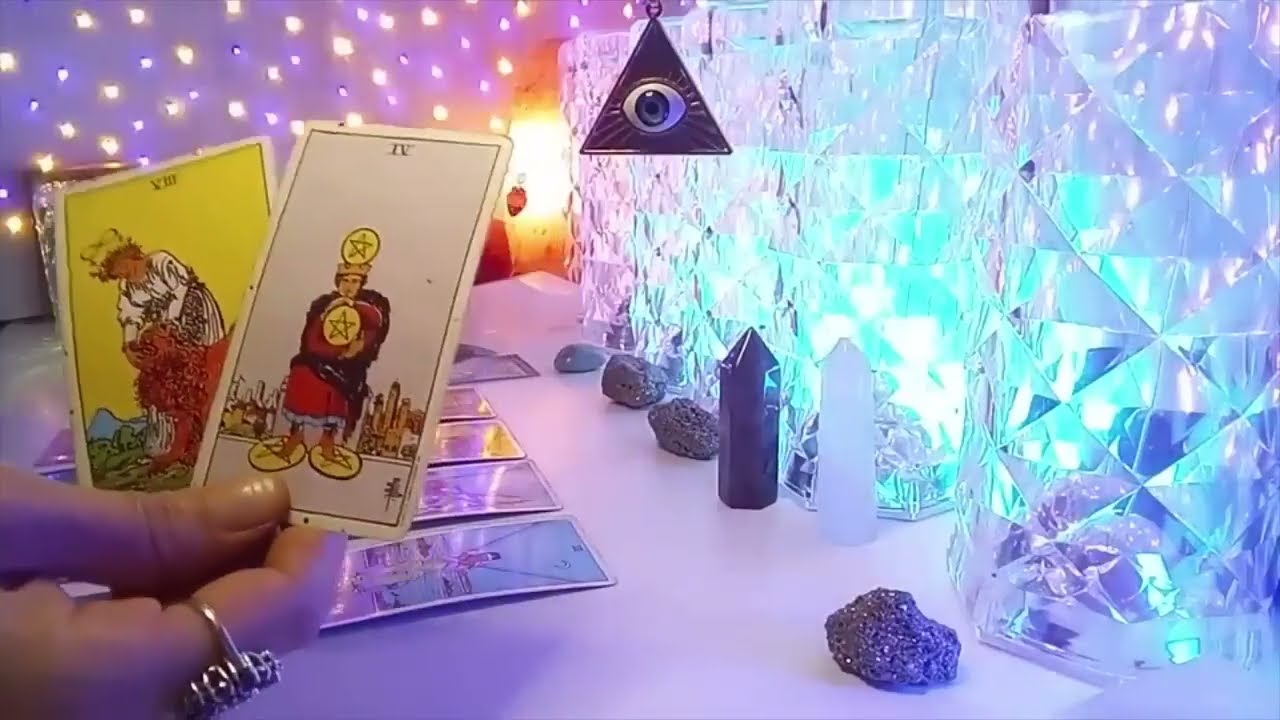 ESCORPIO - DE CELOS CAMINA POR LAS PAREDES AL IMAGINARTE CON ALGUIEN! VA A TIRAR LA PUERTA!